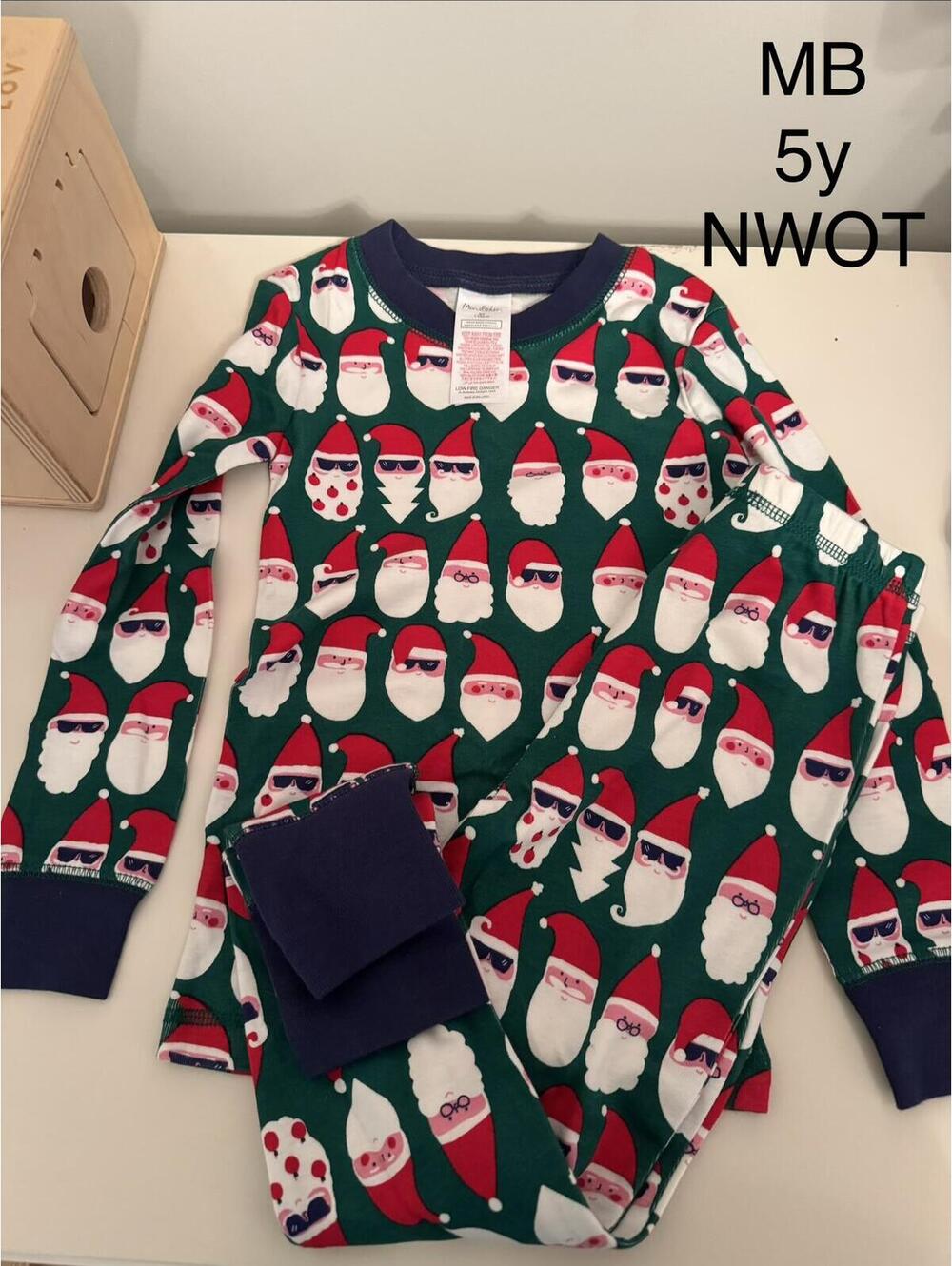 Mini Boden Kids 5-Year-Old Christmas Santa Print Pajama Set NWOT